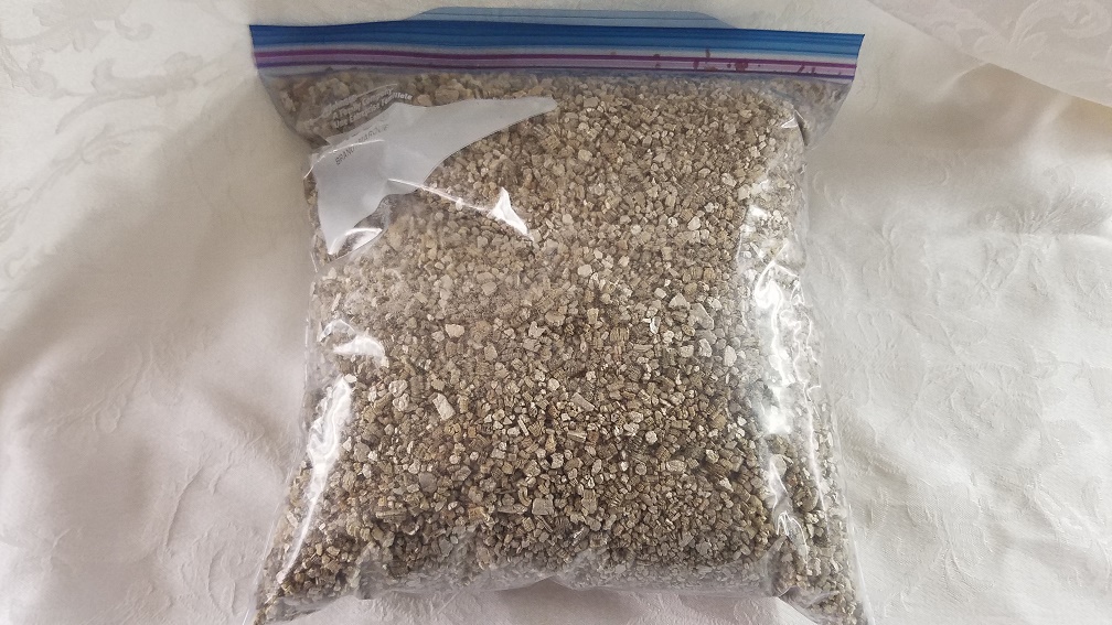 4 Quart Bag of Coarse Vermiculite